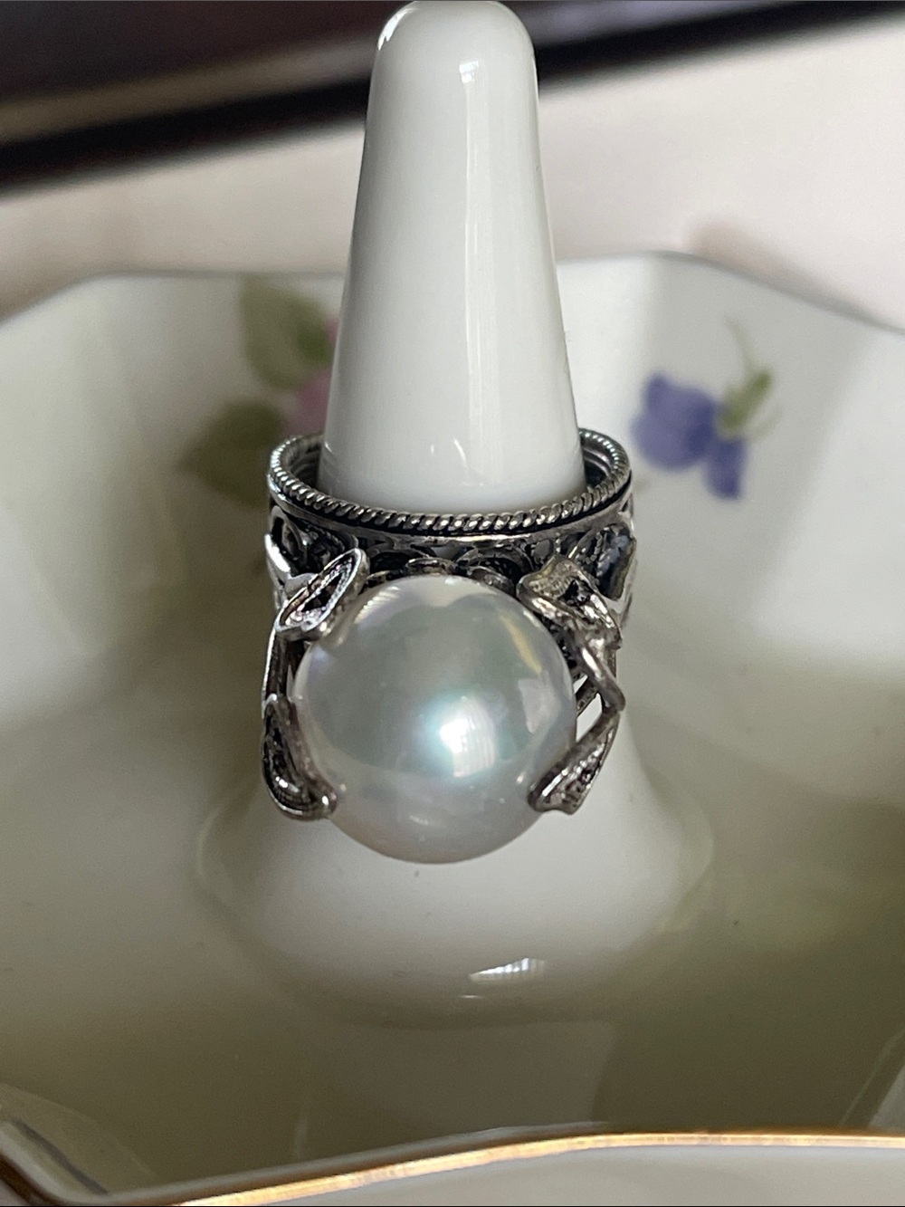 Sterling Silver Pearl Statement Ring - White Pearl